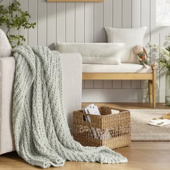 Hearth & Hand with Magnolia Chunky Knit Light Green Throw Blanket NEW WITH TAG - Picture 1 of 3